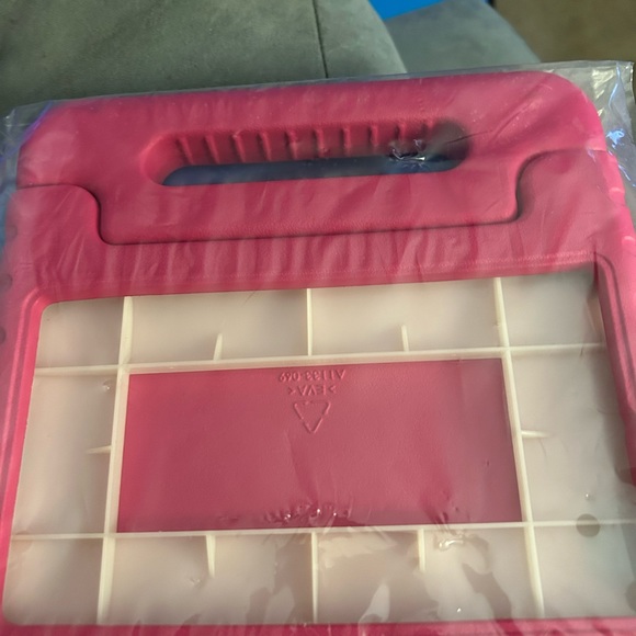 7 inch pink Tablet Case - Picture 4 of 4